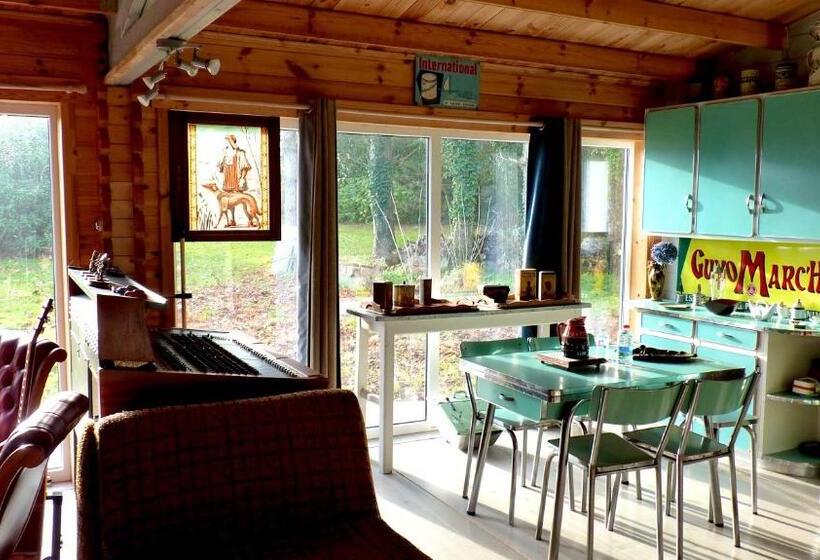 Студио Стандарт Вид на Сад, La Maison Des Musiciens