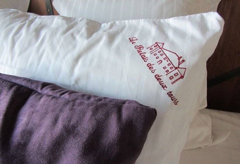 Номер Deluxe, Le Relais Des Deux Tours