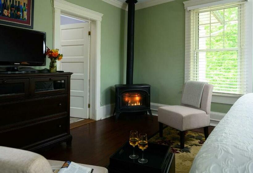 Номер Стандарт, Steeles Tavern Manor