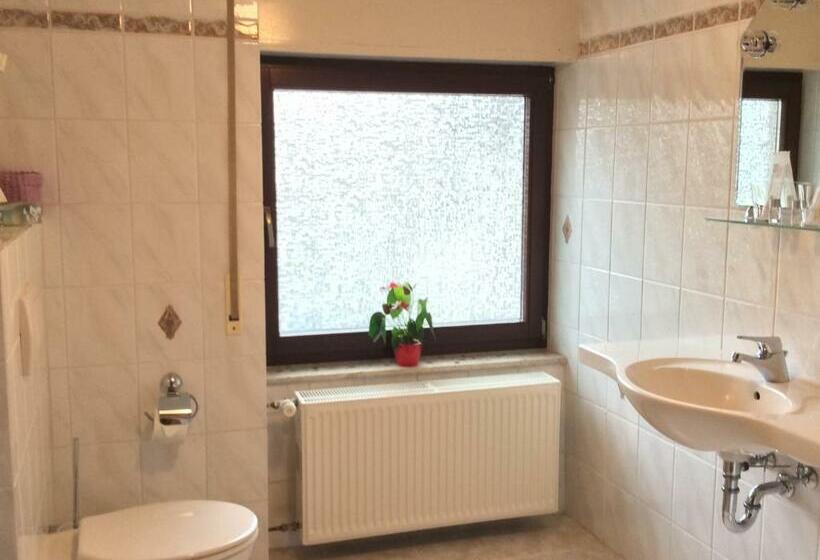 Номер Стандарт, Gasthof Zuck
