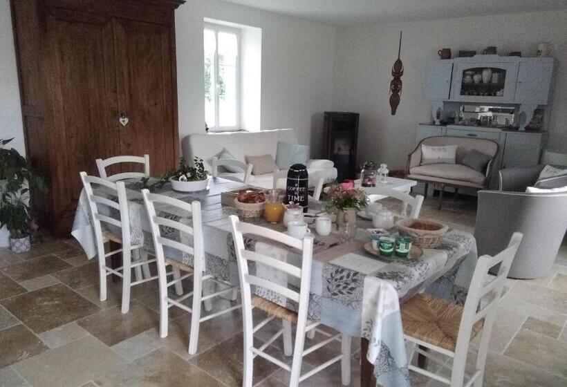 Номер Стандарт, Chambre D Hotes La Barrière