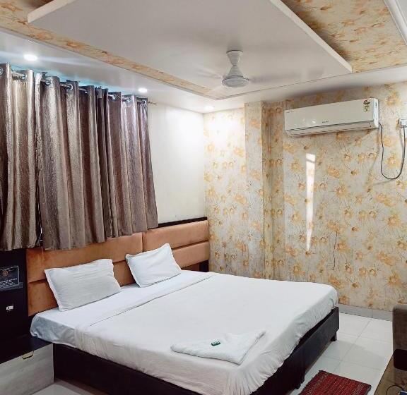 Номер Deluxe, Collection O Hoshangabad