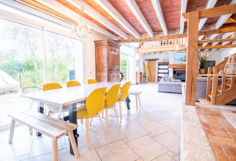 Дом 1 Спальня, Country House Les Romarins   14 Pers