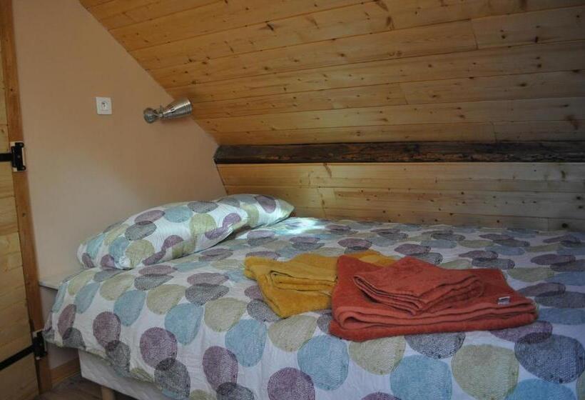 Дом 3 Спальни, Eco Gite La Grange