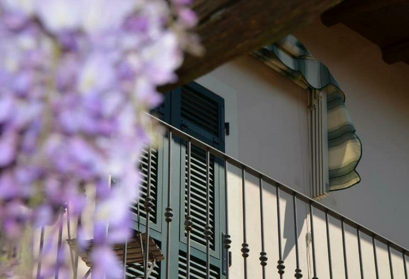 اتاق استاندارد با وان آب گرم, Cascina Folletto