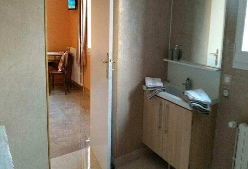 Номер Стандарт, Chambres D'hôtes Du Plessis