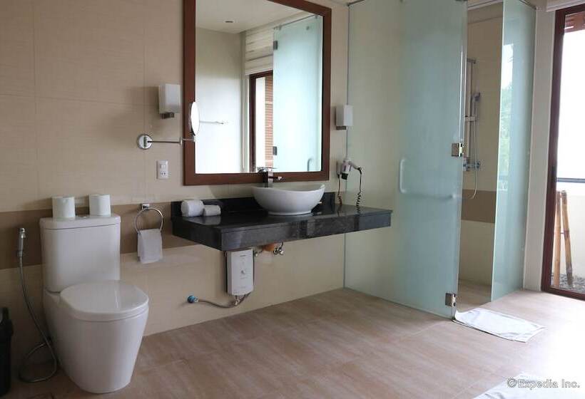 デラックスルーム, Bravo Resorts  Munting Paraiso