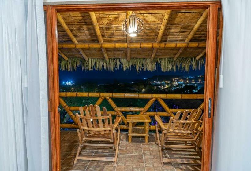 オーシャンビューデラックスルームバルコニー付き, Nativa Bambu Ecolodge