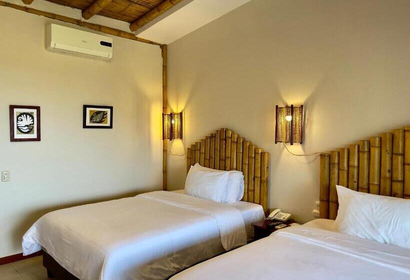 デラックスルーム, Nativa Bambu Ecolodge