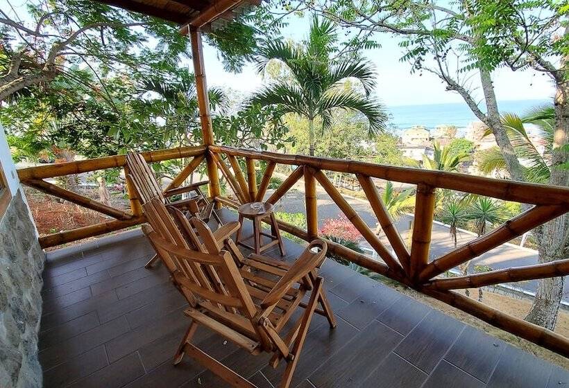 بانگلوی استاندارد با چشم‌انداز دریا, Nativa Bambu Ecolodge