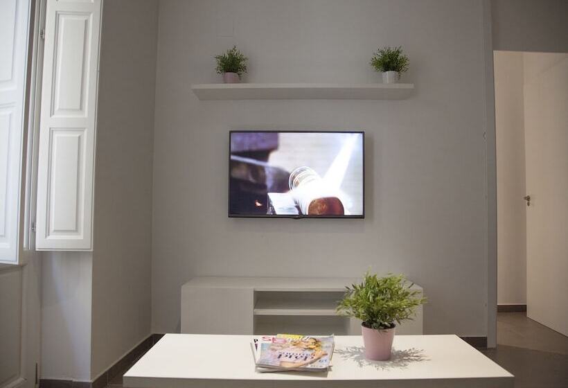 آپارتمان 3 خوابه, Flats Friends Soho Suites