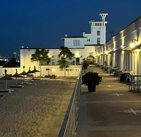 스탠다드 스튜디오, Hostel Cazino Nord Rooms