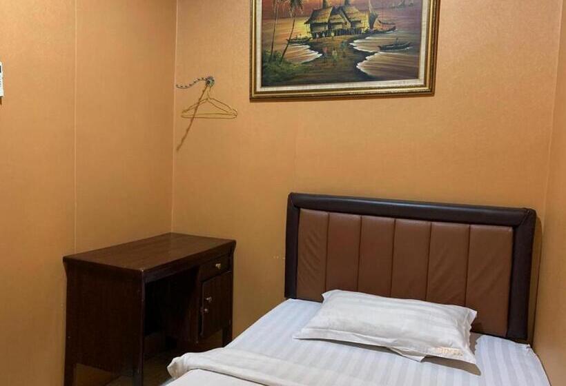 חדר דלוקס יחיד, Rumah Shinta