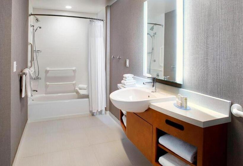 מיטת קינג בסוויטה, Springhill Suites By Marriott Dayton Beavercreek