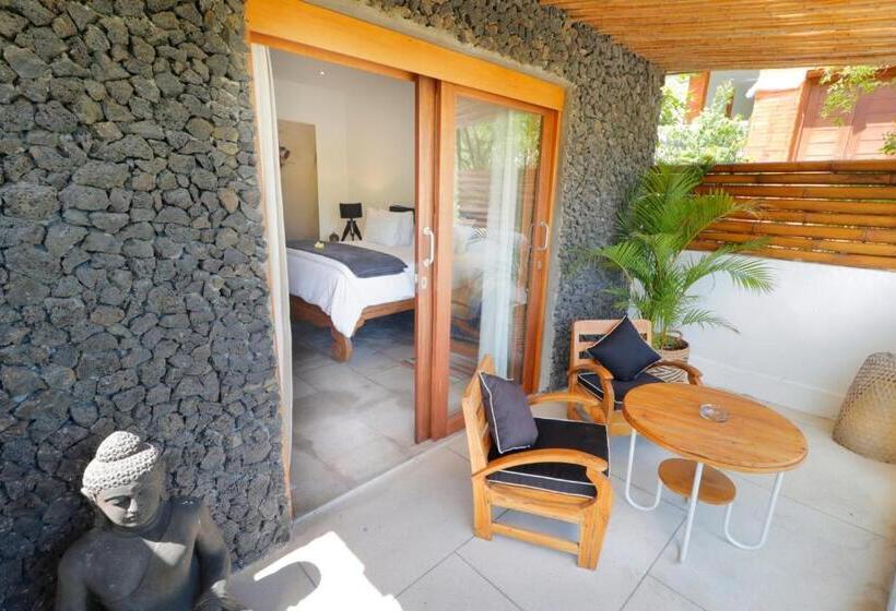 Escritório Deluxe, The Apartments Canggu