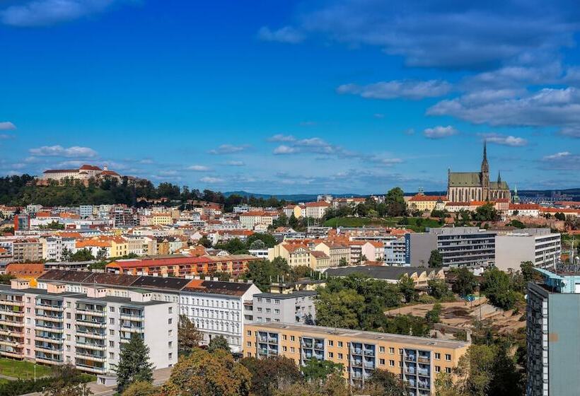 Номер Стандарт, Courtyard By Marriott Brno