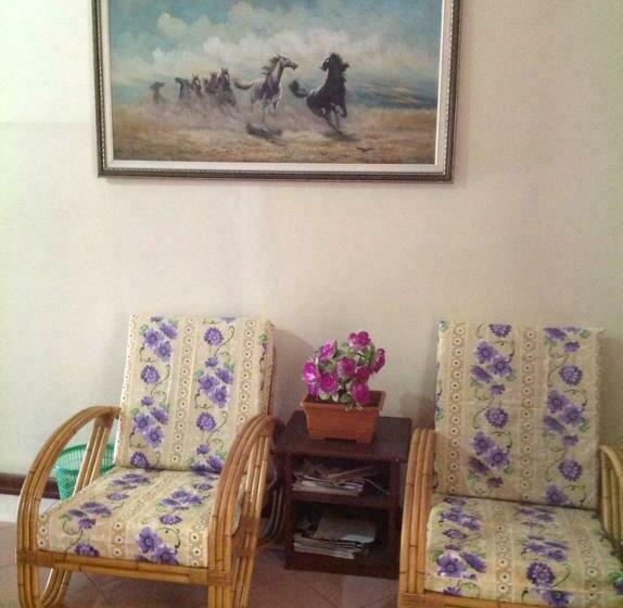 اتاق استاندارد یک نفره, Morning Glory