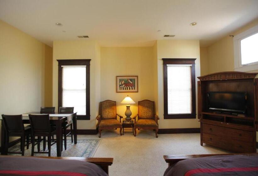 장애인을 위한 스위트, Santa Paula Inn