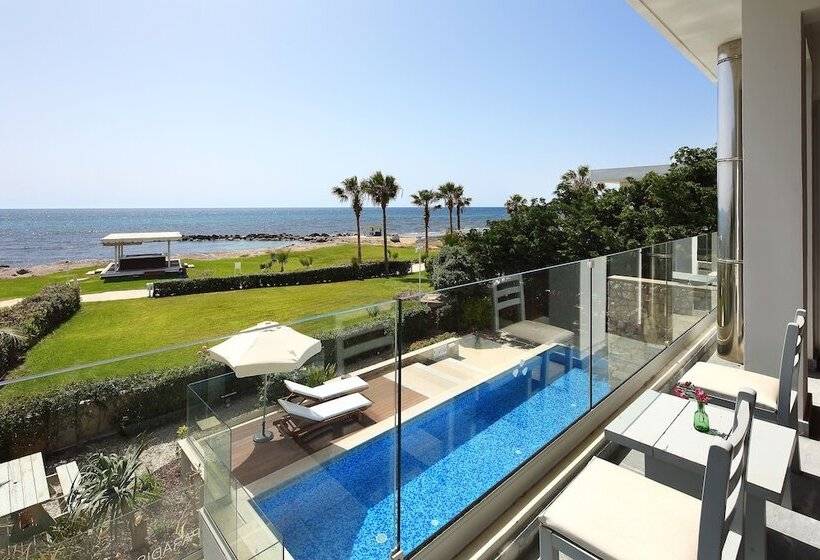 Вилла 3 Спальни, Paradise Cove Luxurious Beach Villas