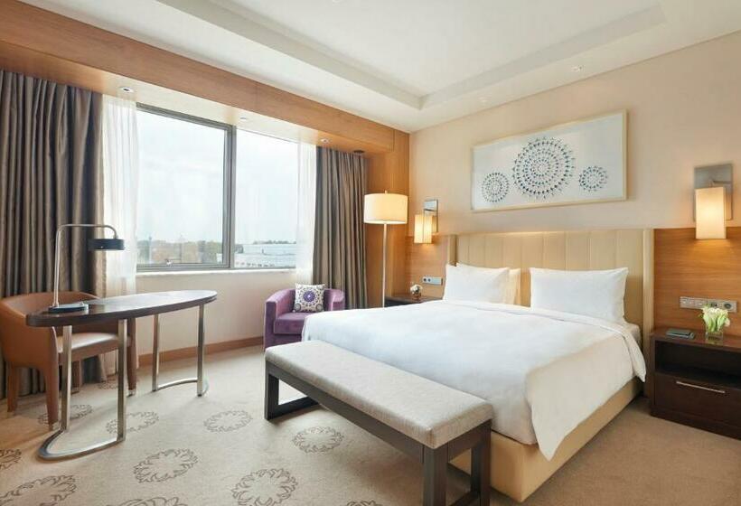 اتاق استاندارد با تخت بزرگ, Hyatt Regency Tashkent