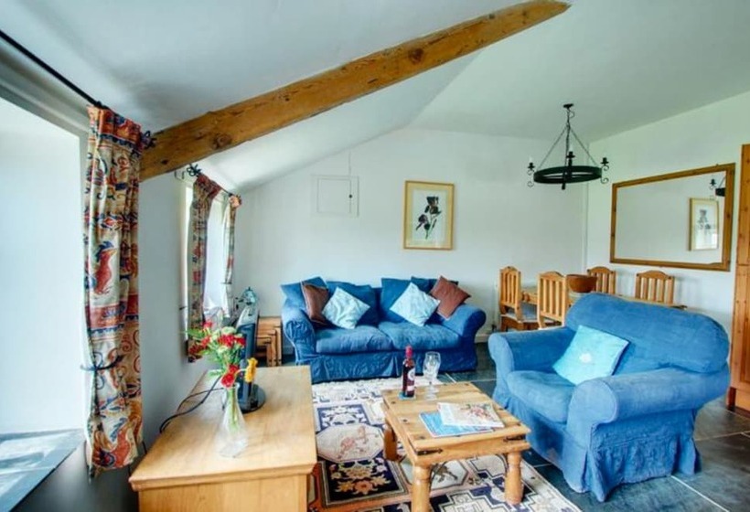 Дом 2 Спальни, West Bowithick Cottages