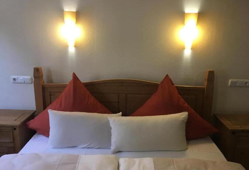 Номер Стандарт, Fachwerk Hotel Eisenbart