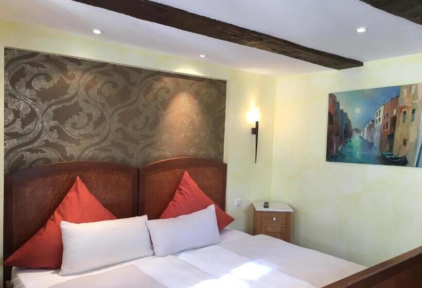 Номер Стандарт, Fachwerk Hotel Eisenbart