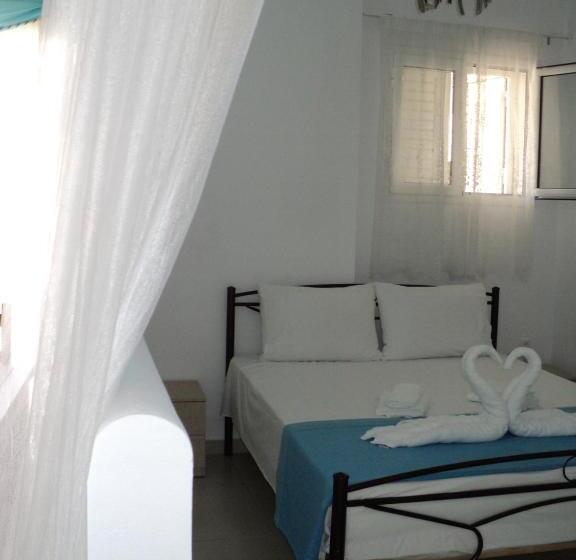 套房, Vila Kosteli