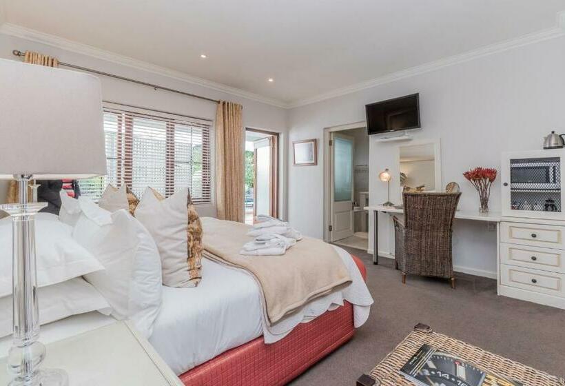 غرفة ديلوكس مطلّة علي الحديقة, Fernwood Manor Boutique Guest House