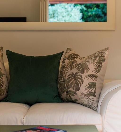 جناح عائلي, Fernwood Manor Boutique Guest House