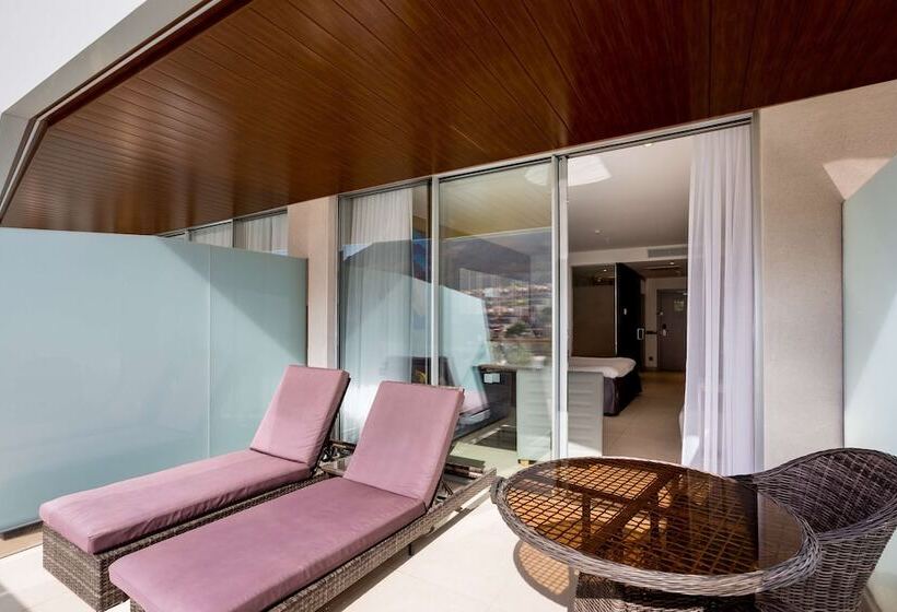 수피리어 룸 풀장 전망, Radisson Blu Resort & Spa, Gran Canaria Mogan
