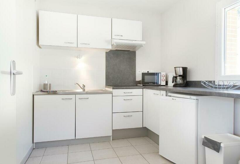 Апартаменты 1 Спальня, Manoir Saint Clair