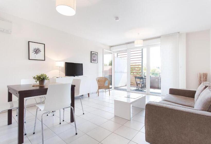 Апартаменты Superior 1 Спальня, Manoir Saint Clair