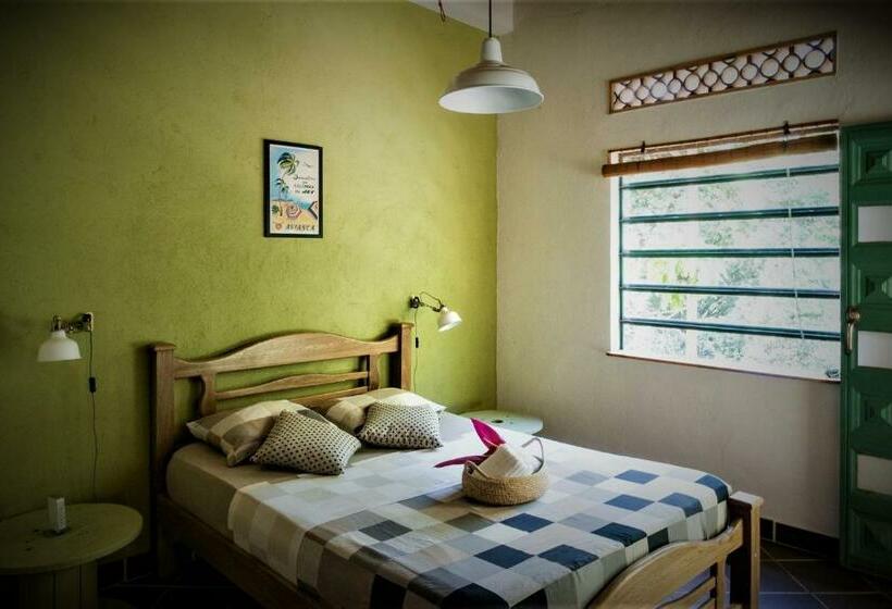 Номер Deluxe с Балконом, Finca Hostal Bolivar   Casa Maracuya