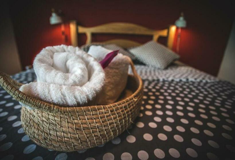 Номер Deluxe с Балконом, Finca Hostal Bolivar   Casa Maracuya