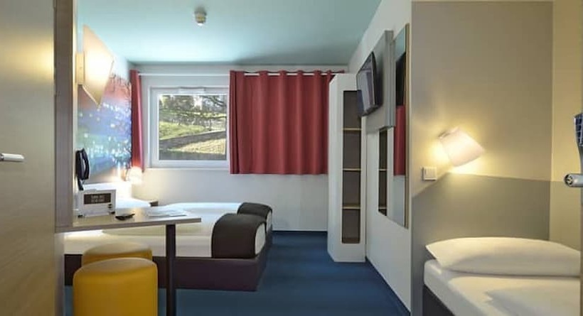 غرفة قياسية ثلاثية, B&b Hotel Passau