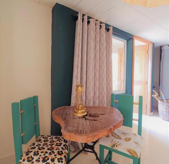 스탠다드 발코니 룸, Casa Kayam Hostal Y Residencia Artística