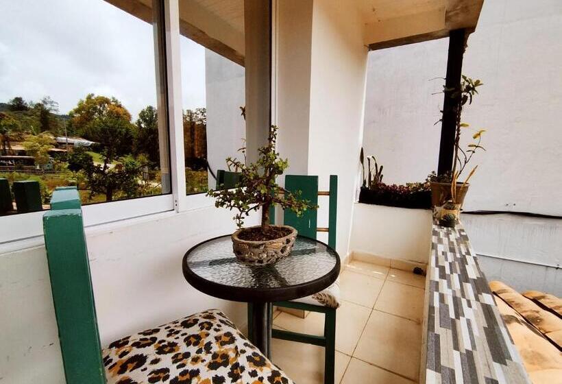 스탠다드 발코니 룸, Casa Kayam Hostal Y Residencia Artística