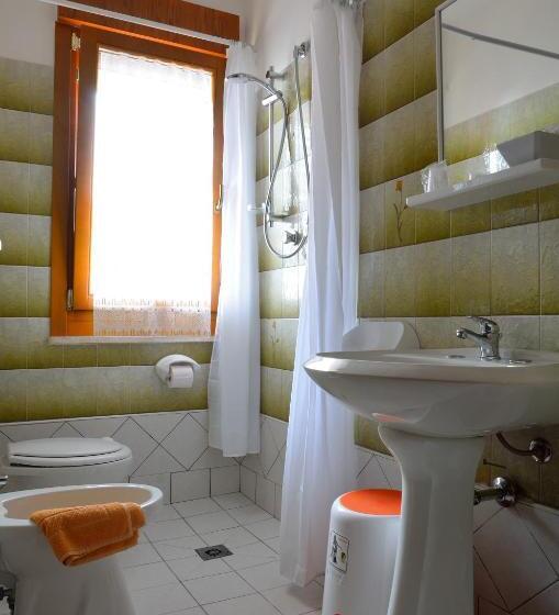 آپارتمان 2 خوابه, Aurora Residence