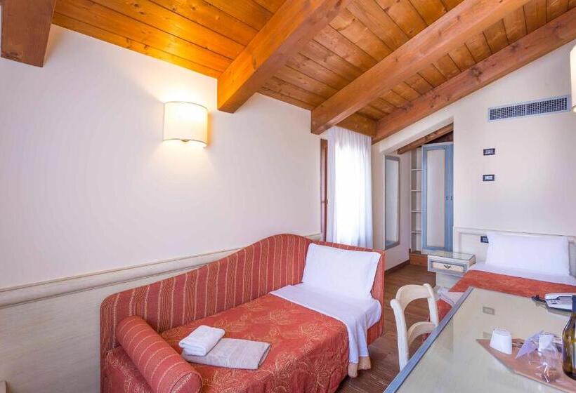 标准单人间, Dune Agriturismo