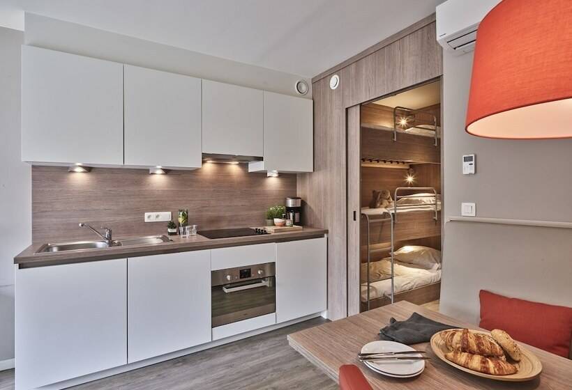 2人卧室家庭公寓, Green Resort Limburg