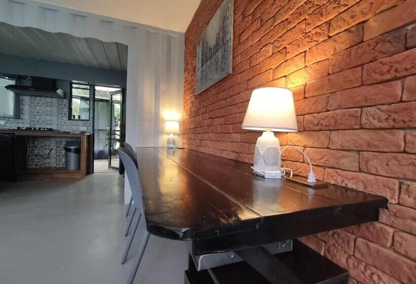 침실 2개 주택, La Bicok Ecolodge