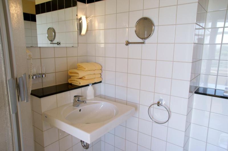 Standard Triple Room, Am Weberplatz