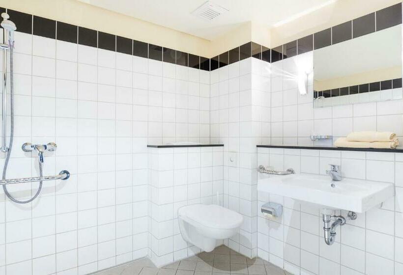 Quarto Estandar, Am Weberplatz