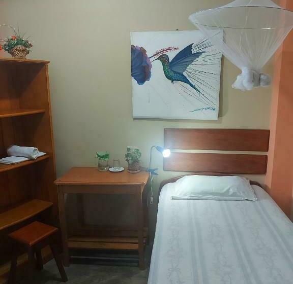 Номер Стандарт Индивидуальный, Amazon House Hostel