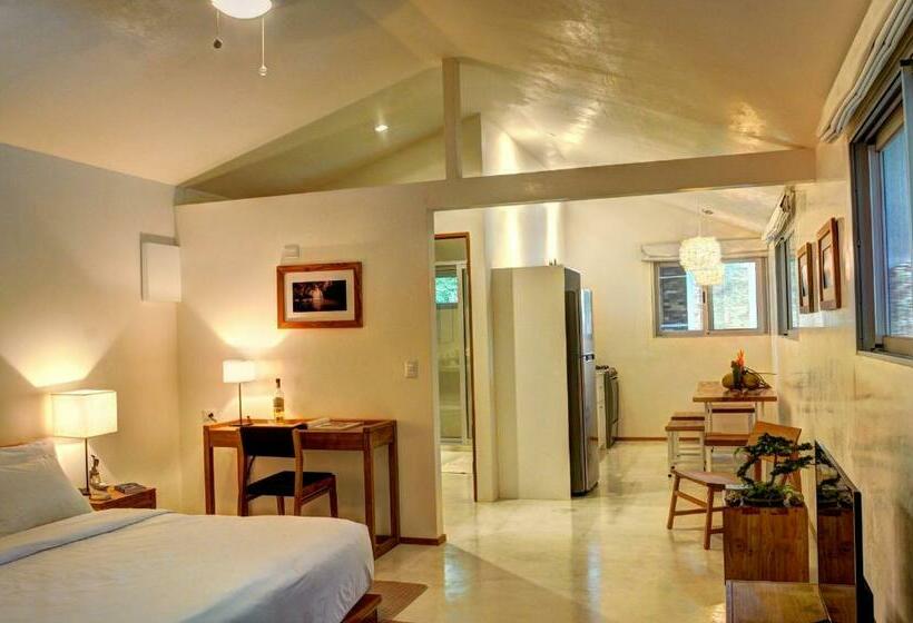 جناح, Moana Surf Resort