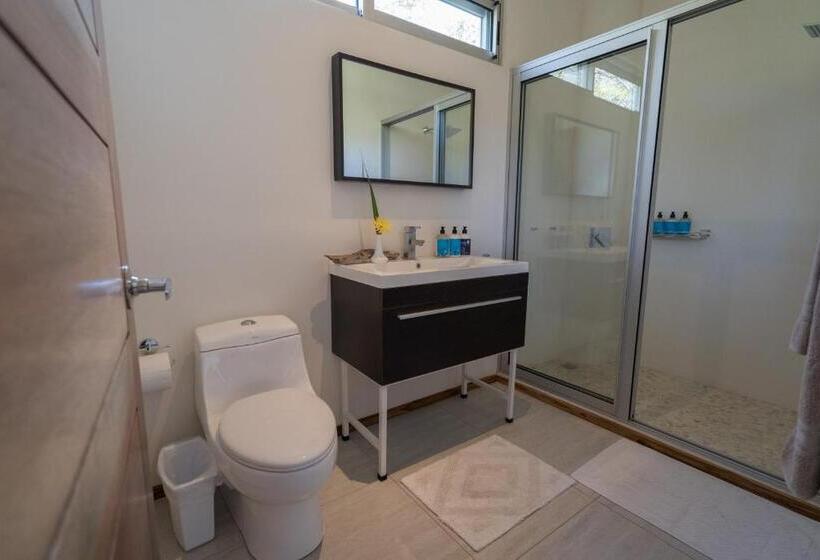 סוויטה דלוקס, Moana Surf Resort