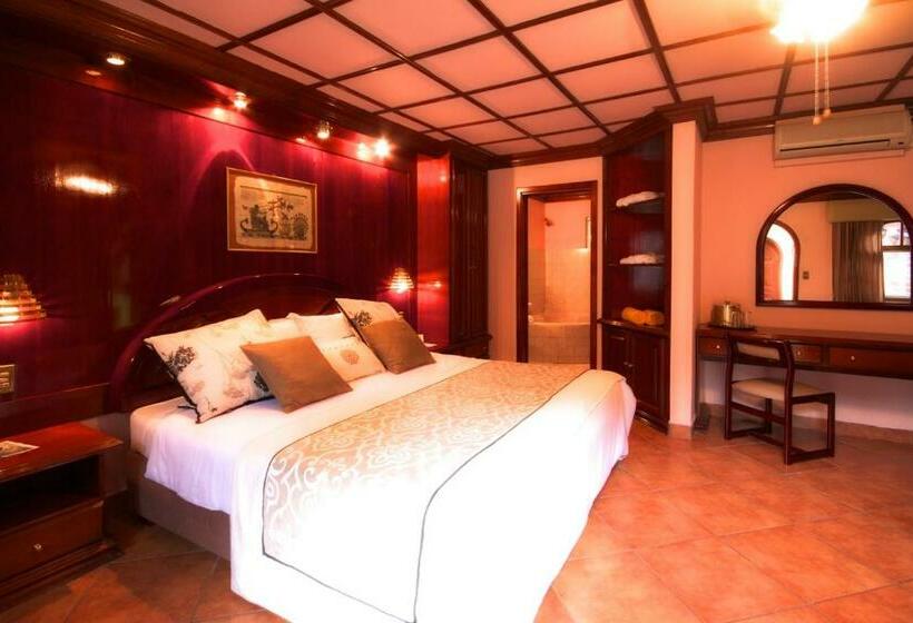 带阳台套房, El Tucano Resort & Thermal Spa