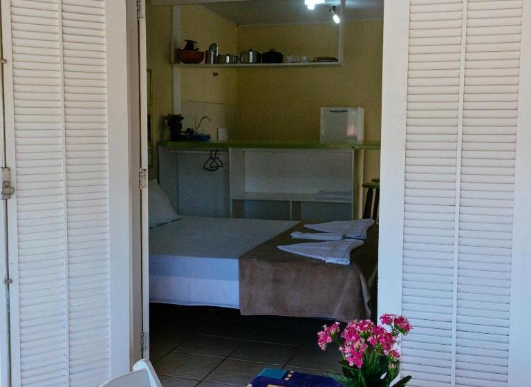 Apartamento 1 Dormitório com Terraço, Arco Iris Chalés I