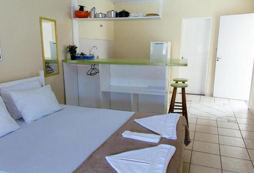 Apartamento 1 Dormitório com Terraço, Arco Iris Chalés I